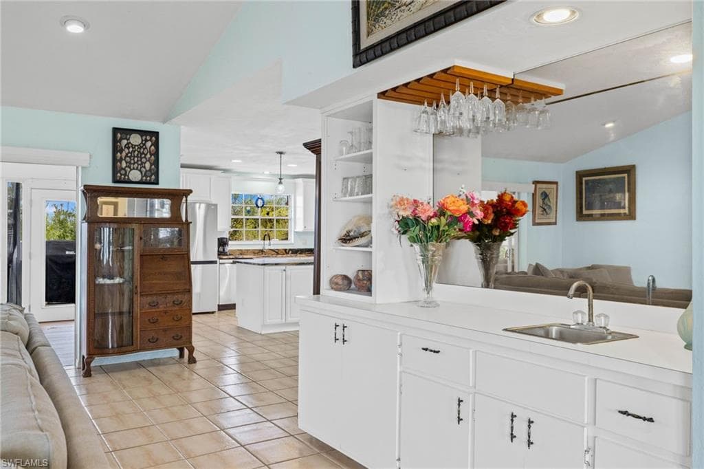 1625 Serenity LN, SANIBEL FL 33957-6