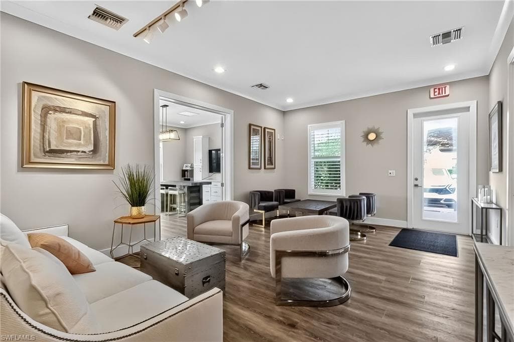 3671 Sapphire Cove CIR-41