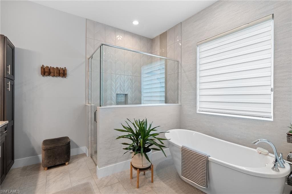 3671 Sapphire Cove CIR-19