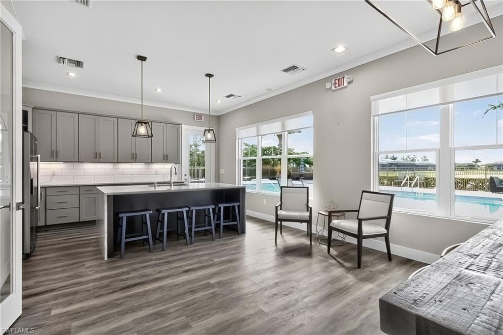 3671 Sapphire Cove CIR-44