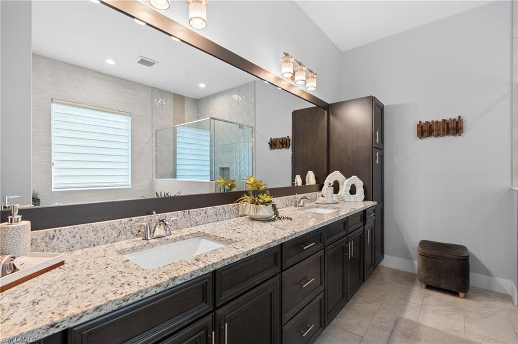 3671 Sapphire Cove CIR-18