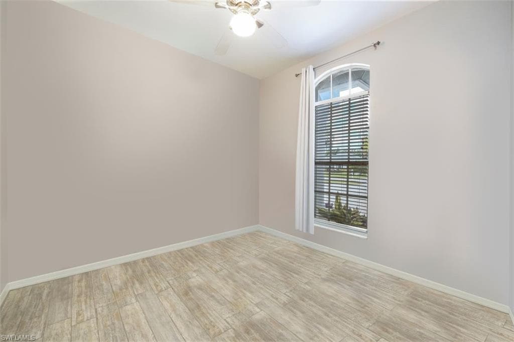 496 Raven WAY, NAPLES FL 34110-21