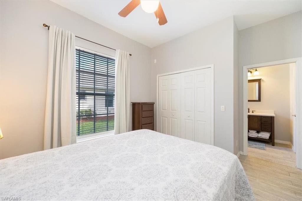 496 Raven WAY, NAPLES FL 34110-23