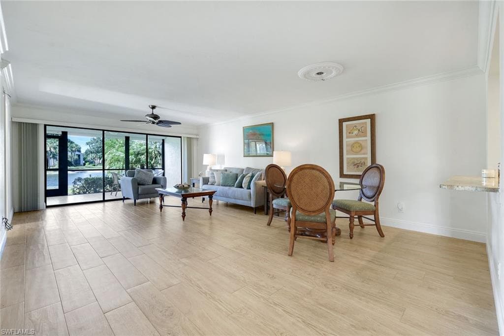 529 Lake Louise CIR # 101, NAPLES FL 34110-5