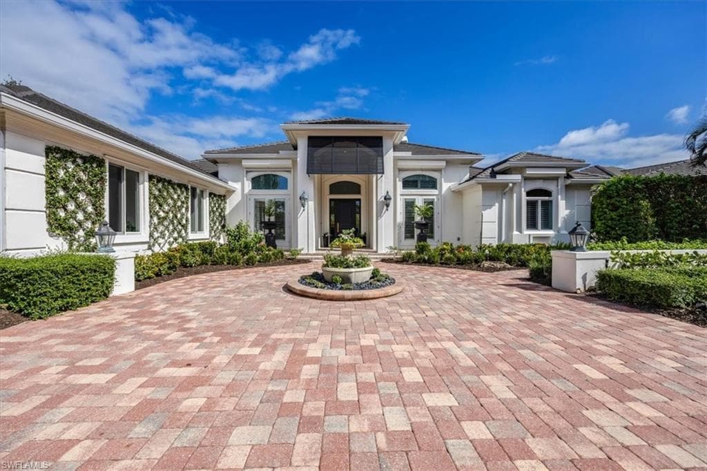 15270 Burnaby DR, NAPLES FL 34110-1