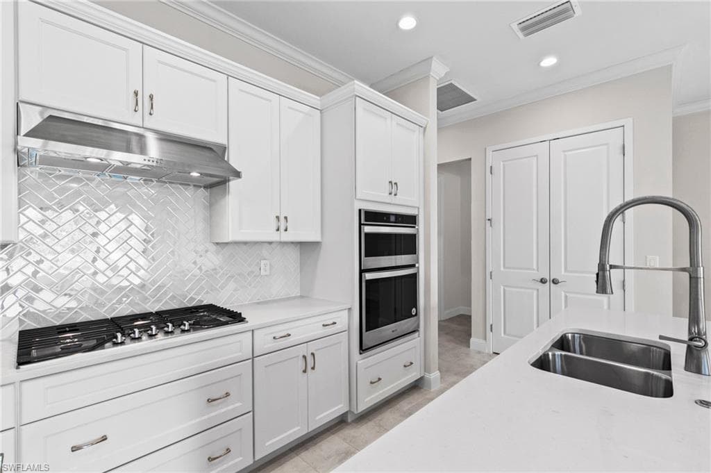 14756 Kingfisher LOOP, NAPLES FL 34120-2