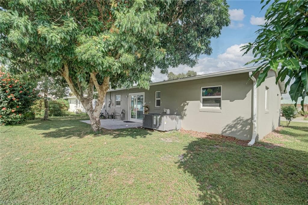 15083 Buckeye DR, FORT MYERS FL 33905-21