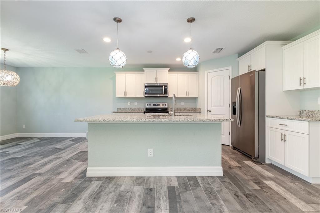 126 Glades DR, ROTONDA WEST FL 33947-9