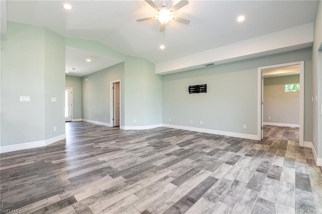126 Glades DR, ROTONDA WEST FL 33947-14