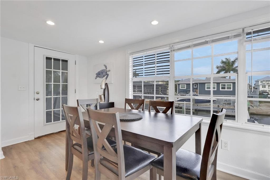 245 Bahia VIA, FORT MYERS BEACH FL 33931-12