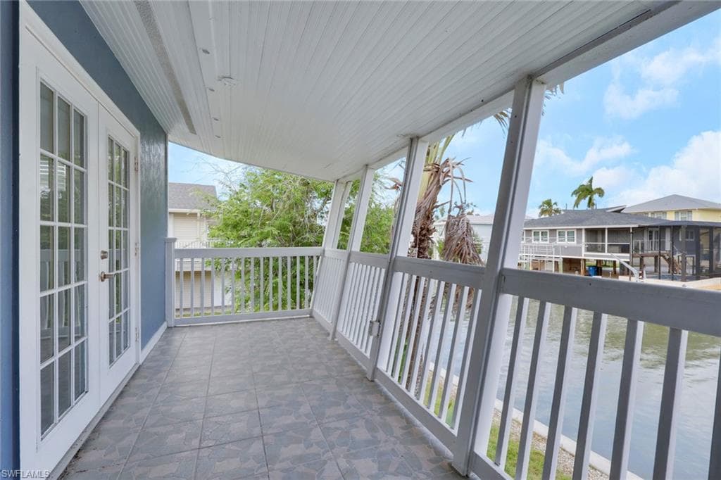 245 Bahia VIA, FORT MYERS BEACH FL 33931-37