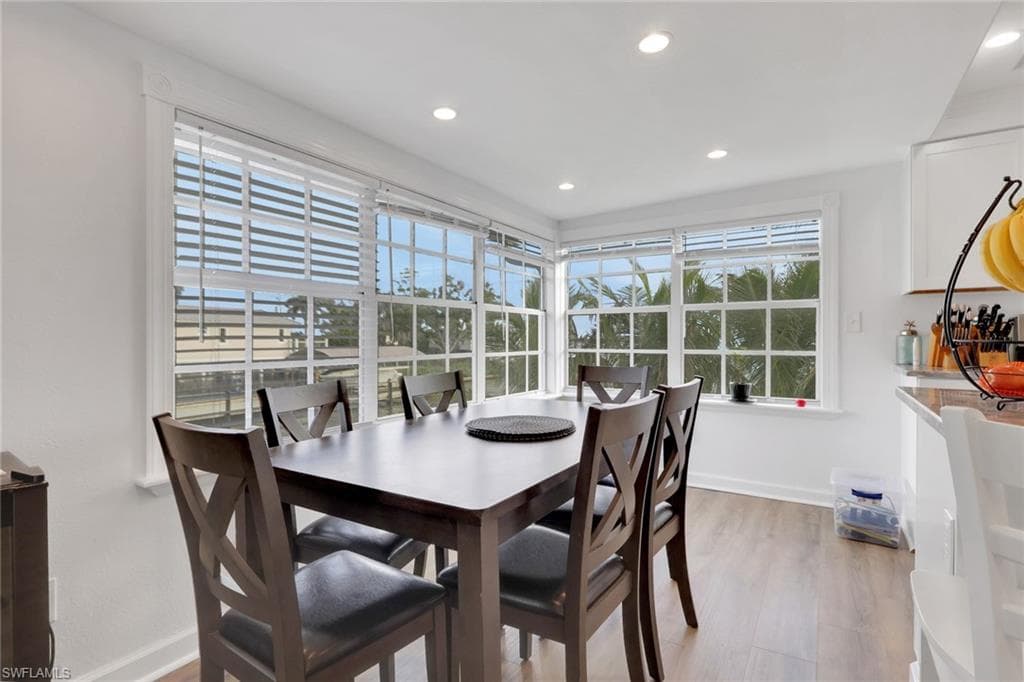 245 Bahia VIA, FORT MYERS BEACH FL 33931-13