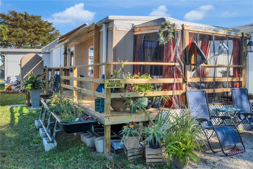 777 Walkerbilt RD # 34, NAPLES FL 34110-16