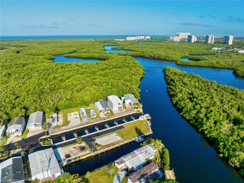 777 Walkerbilt RD # 34, NAPLES FL 34110-20