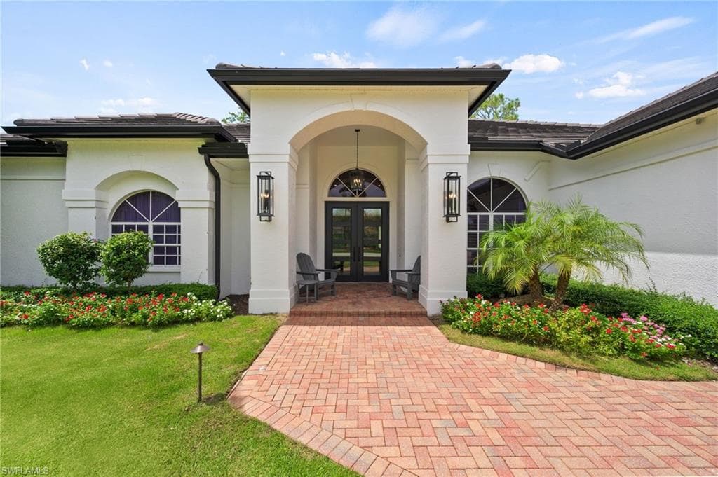 6689 MILL RUN CIR, NAPLES FL 34109-1