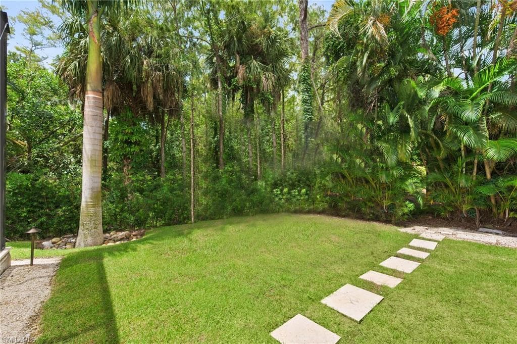 6689 MILL RUN CIR, NAPLES FL 34109-27