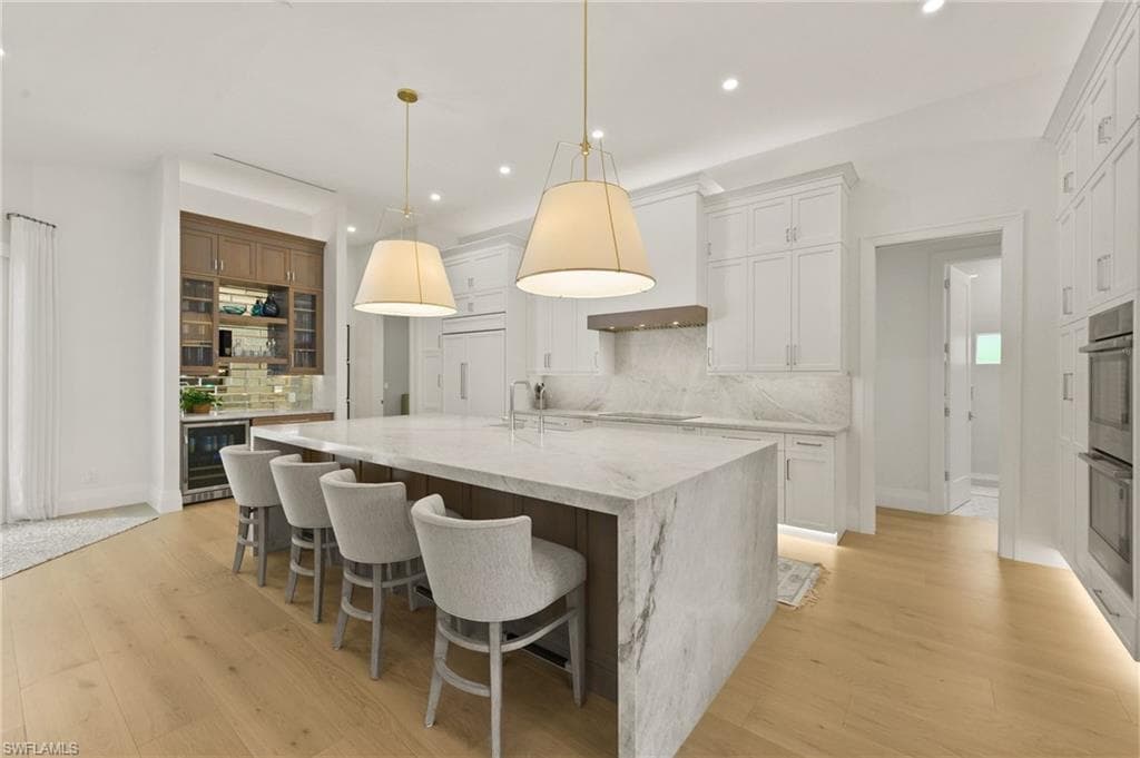 6689 MILL RUN CIR, NAPLES FL 34109-4