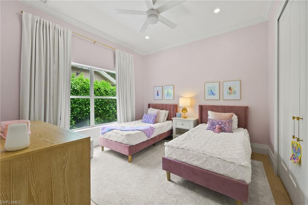 6689 MILL RUN CIR, NAPLES FL 34109-29