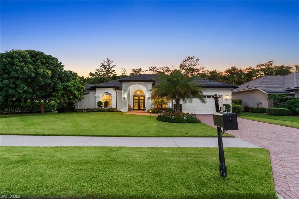 6689 MILL RUN CIR, NAPLES FL 34109-36