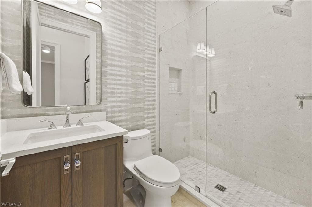 6689 MILL RUN CIR, NAPLES FL 34109-34