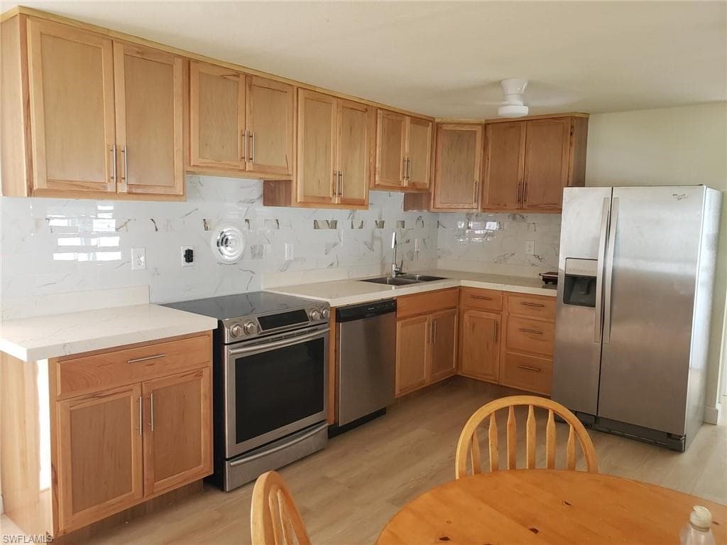 11 Muleshoe TRL # 253, NAPLES FL 34113-1