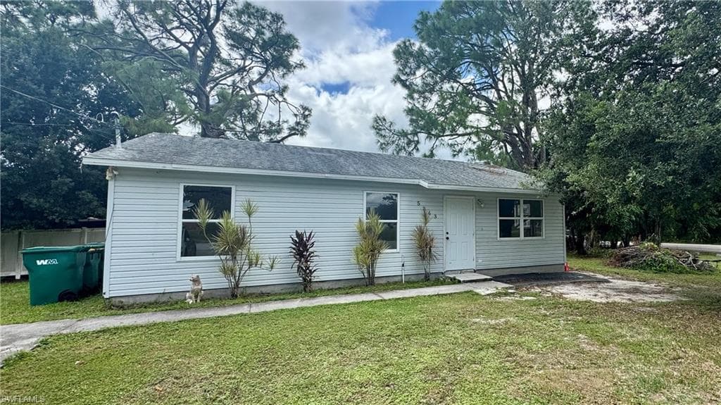 5363 Carolina AVE, NAPLES FL 34113-8