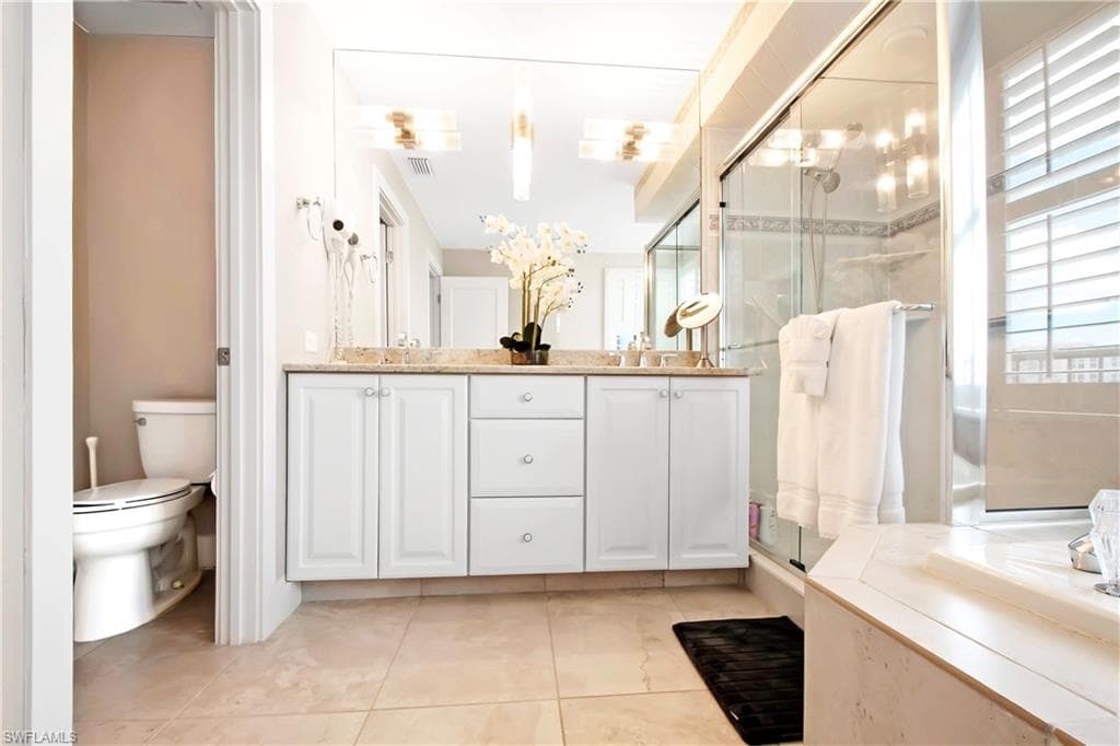 105 La Peninsula BLVD # 105, NAPLES FL 34113-20