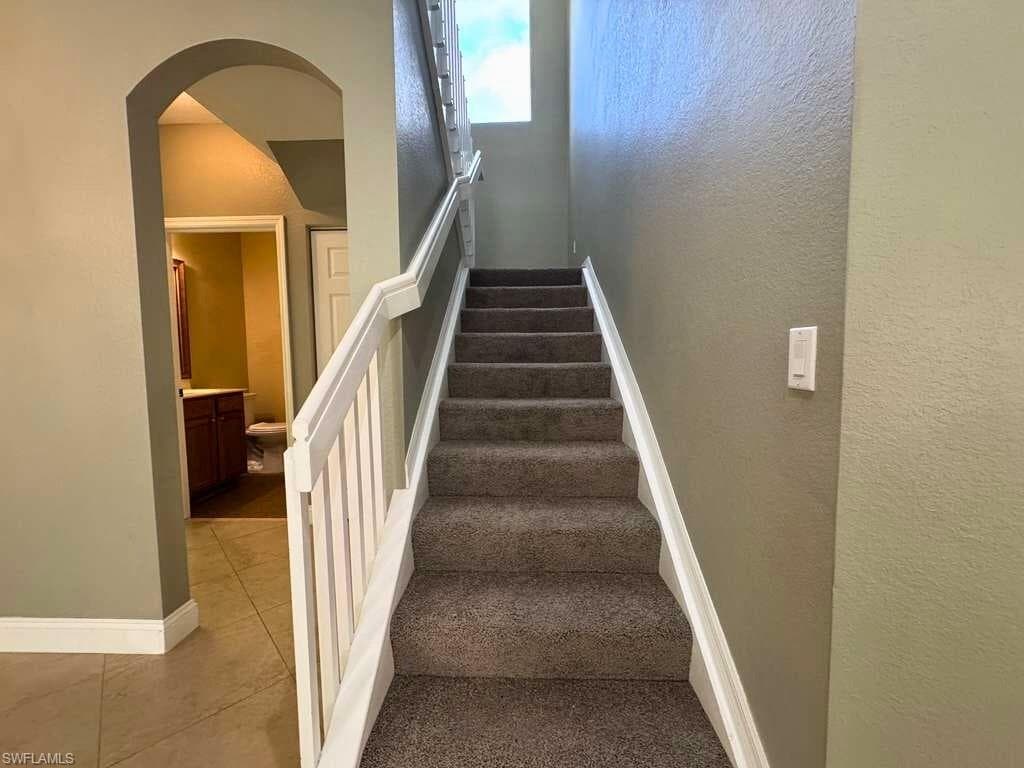 8306 Sumner AVE, FORT MYERS FL 33908-12