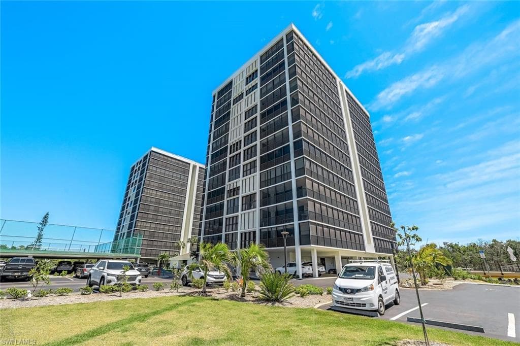 26235 Hickory BLVD # 11A, BONITA SPRINGS FL 34134-33