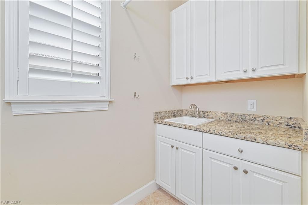 17283 Walnut Run DR, ALVA FL 33920-21