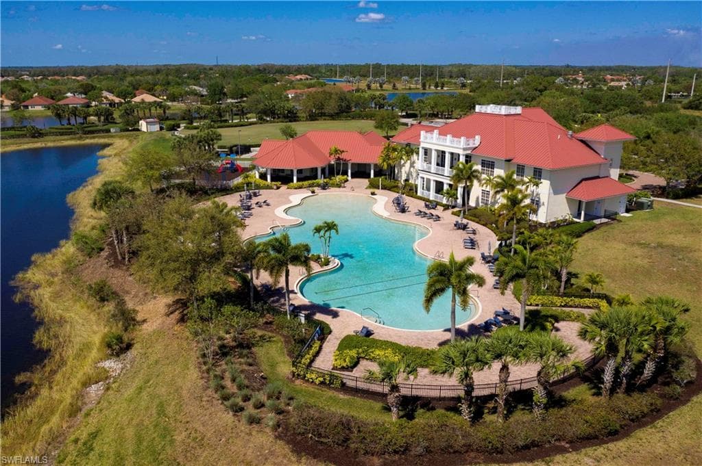17283 Walnut Run DR, ALVA FL 33920-43