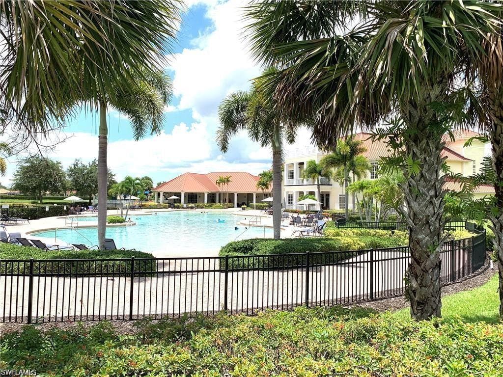 17283 Walnut Run DR, ALVA FL 33920-42