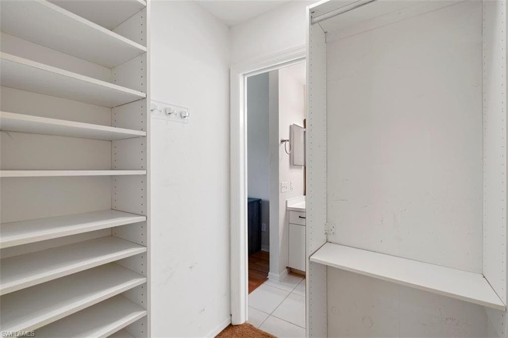 627 Saint Andrews BLVD, NAPLES FL 34113-14