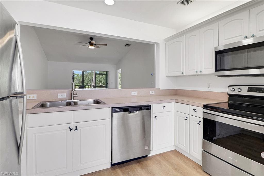 3659 Riviera CIR, BONITA SPRINGS FL 34134-4