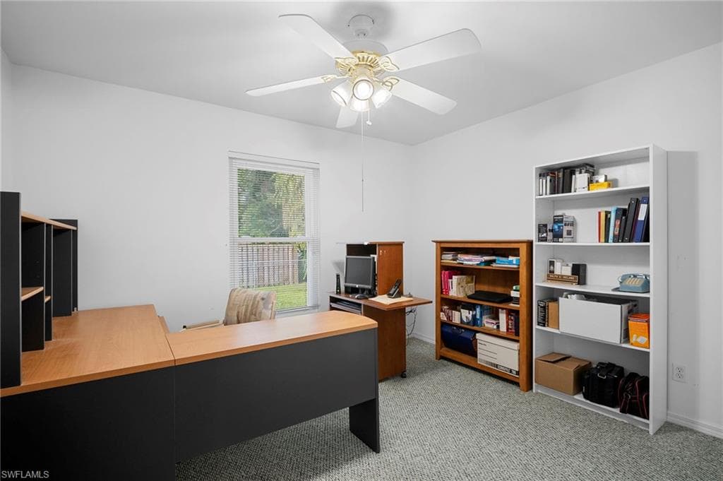 2932 Holly RD, FORT MYERS FL 33901-29