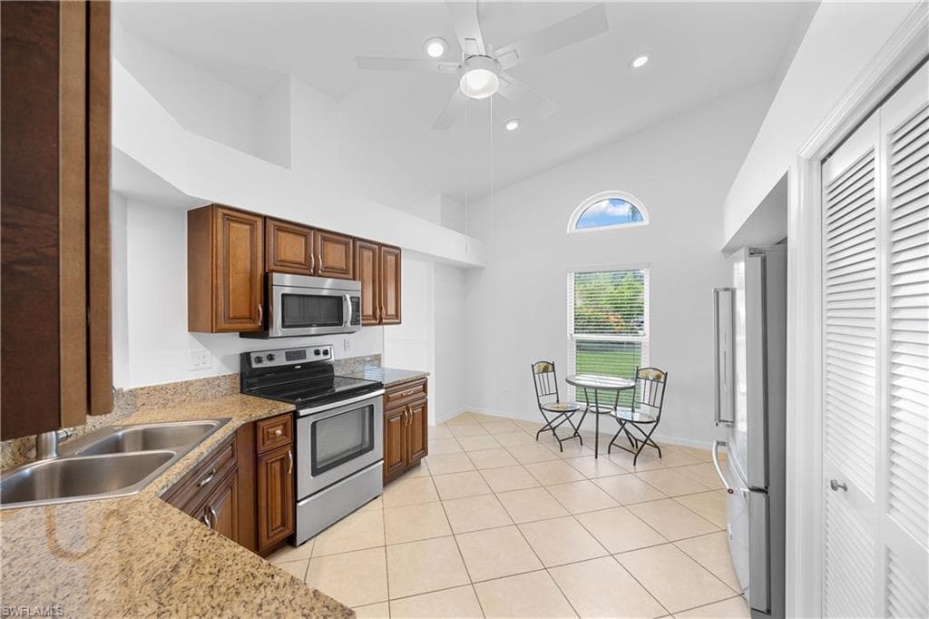 3302 Arlette DR, NAPLES FL 34109-12