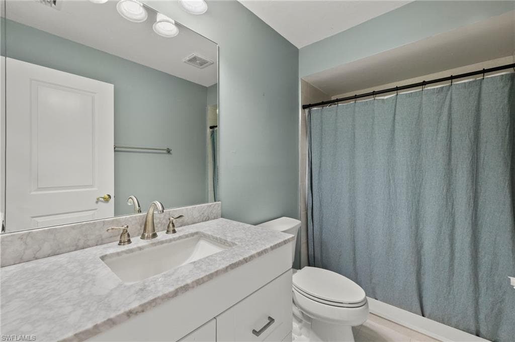 20821 Coconut DR, ESTERO FL 33928-22