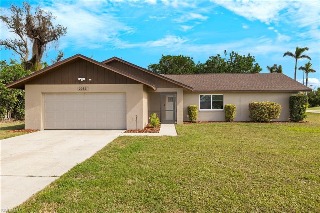 20821 Coconut DR, ESTERO FL 33928-1