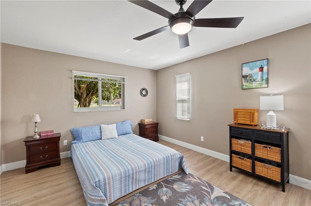 20821 Coconut DR, ESTERO FL 33928-15