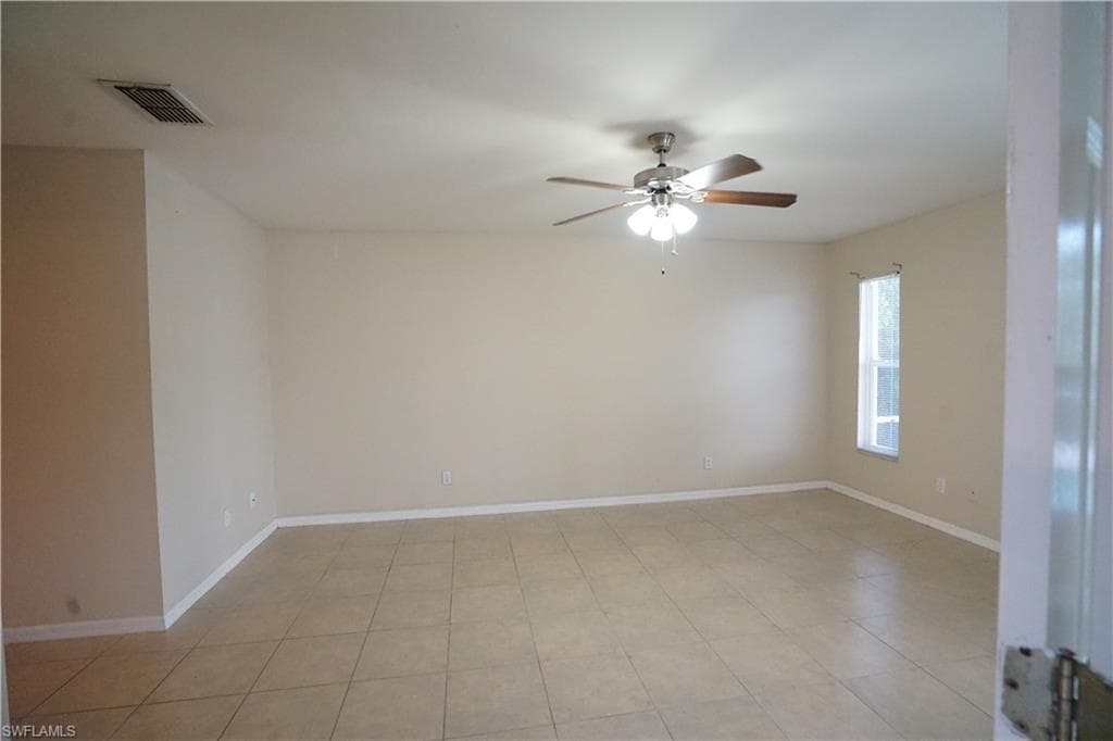 8397 Bahamas RD, FORT MYERS FL 33967-11