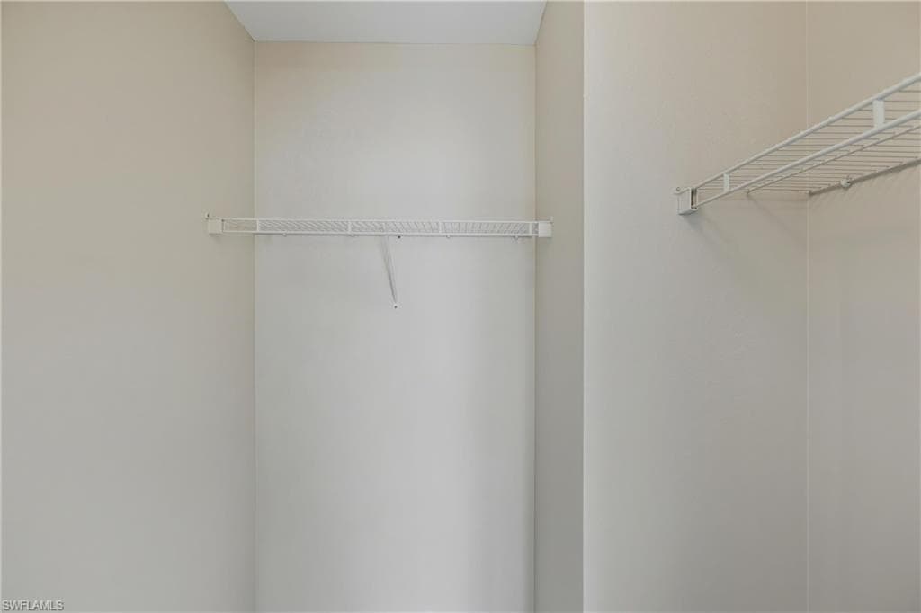 17577 Cherry Ridge LN, FORT MYERS FL 33967-19