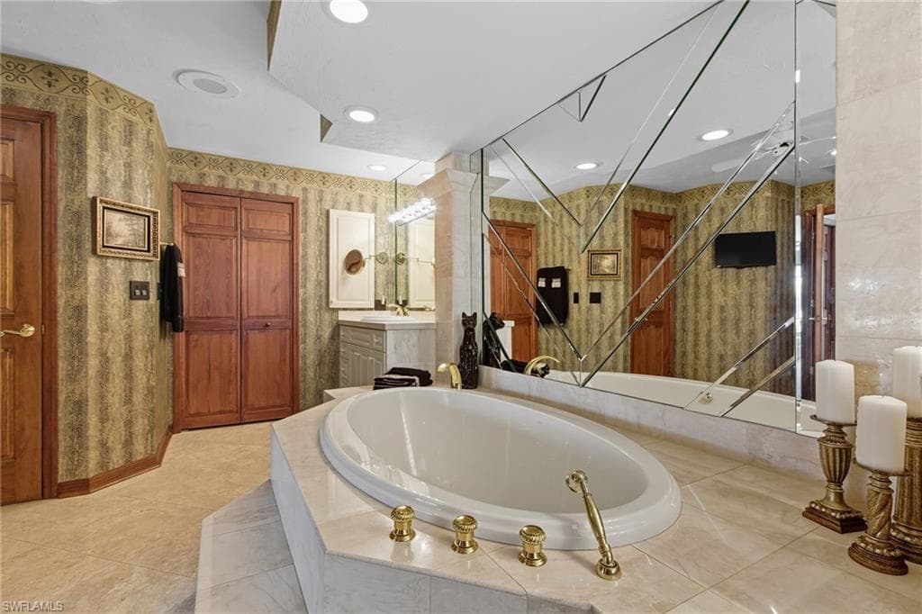 15532 Fiddlesticks BLVD, FORT MYERS FL 33912-26