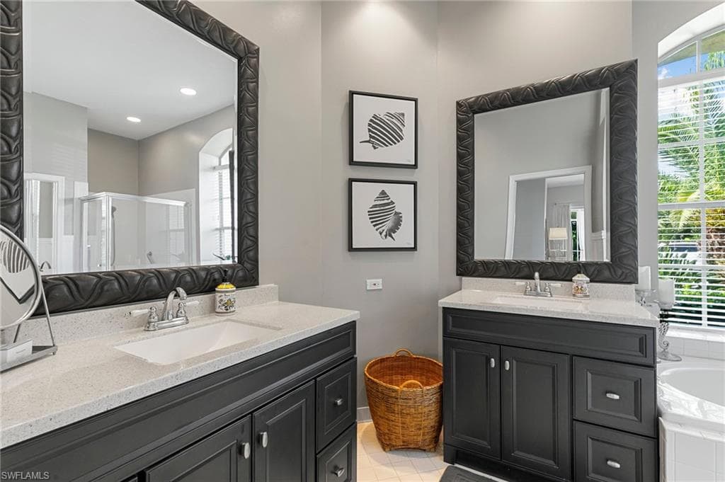 316 Lambton LN, NAPLES FL 34104-16