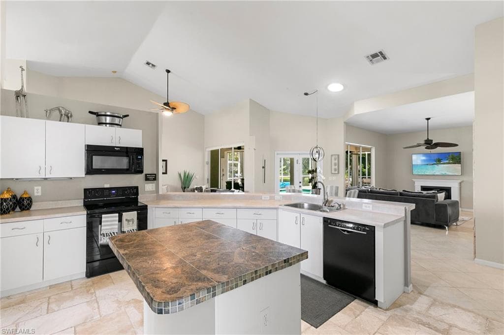 316 Lambton LN, NAPLES FL 34104-10