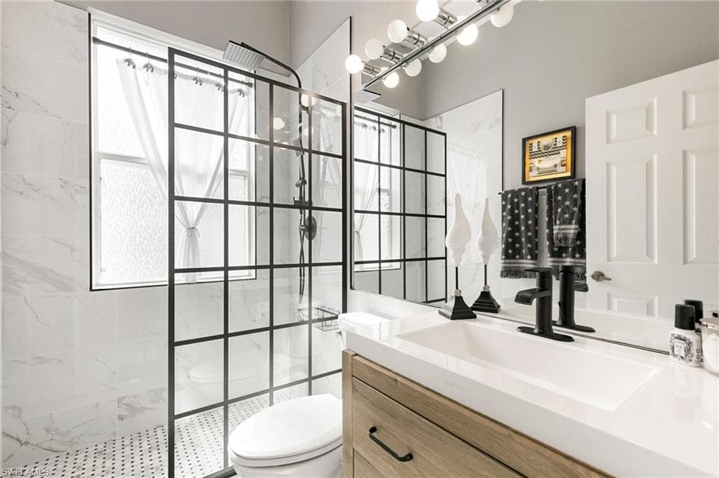 316 Lambton LN, NAPLES FL 34104-18