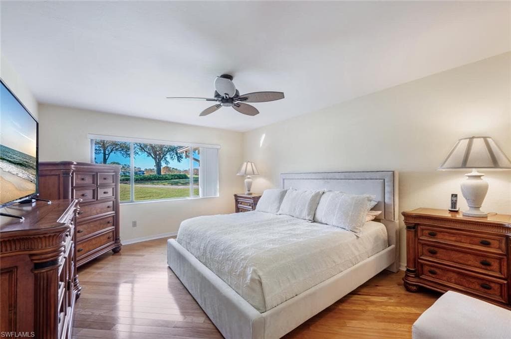 20 Water Oaks WAY # 10, NAPLES FL 34105-13