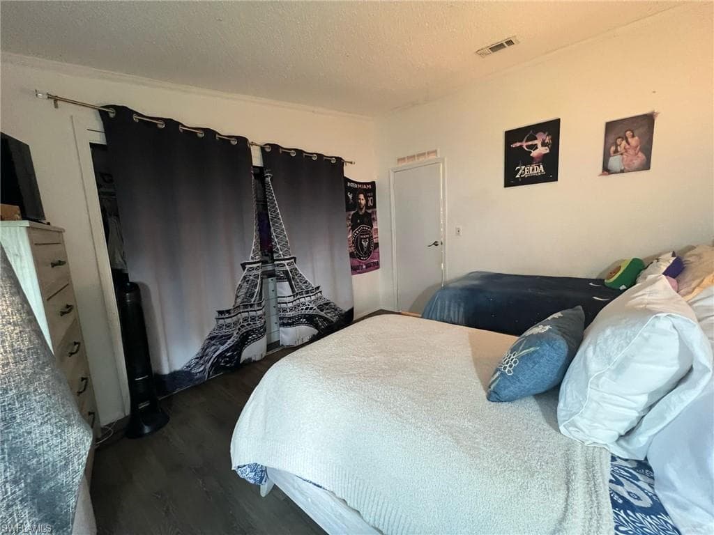16 Derhenson DR-12