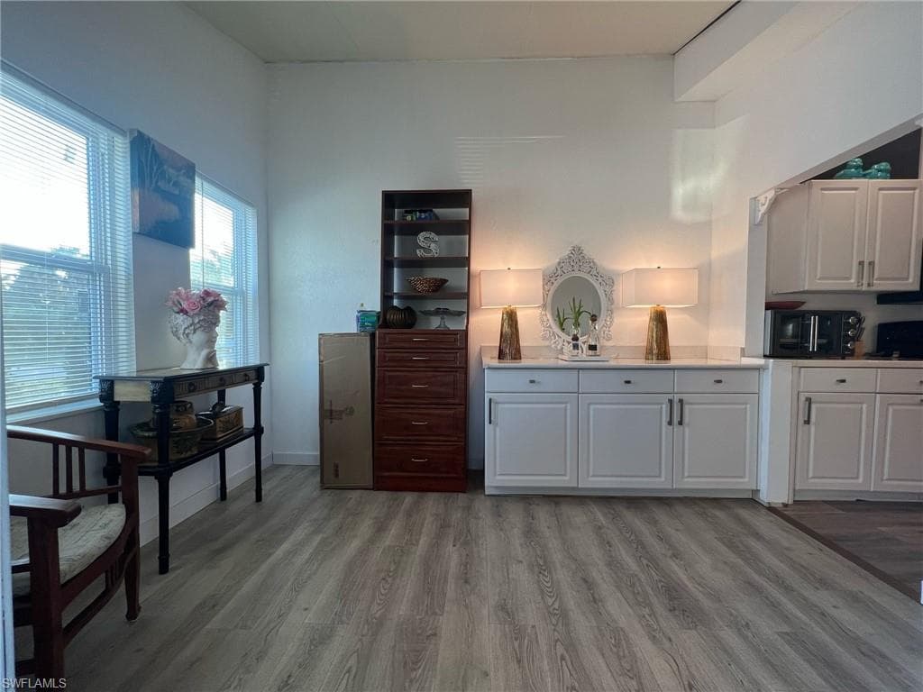 16 Derhenson DR-4