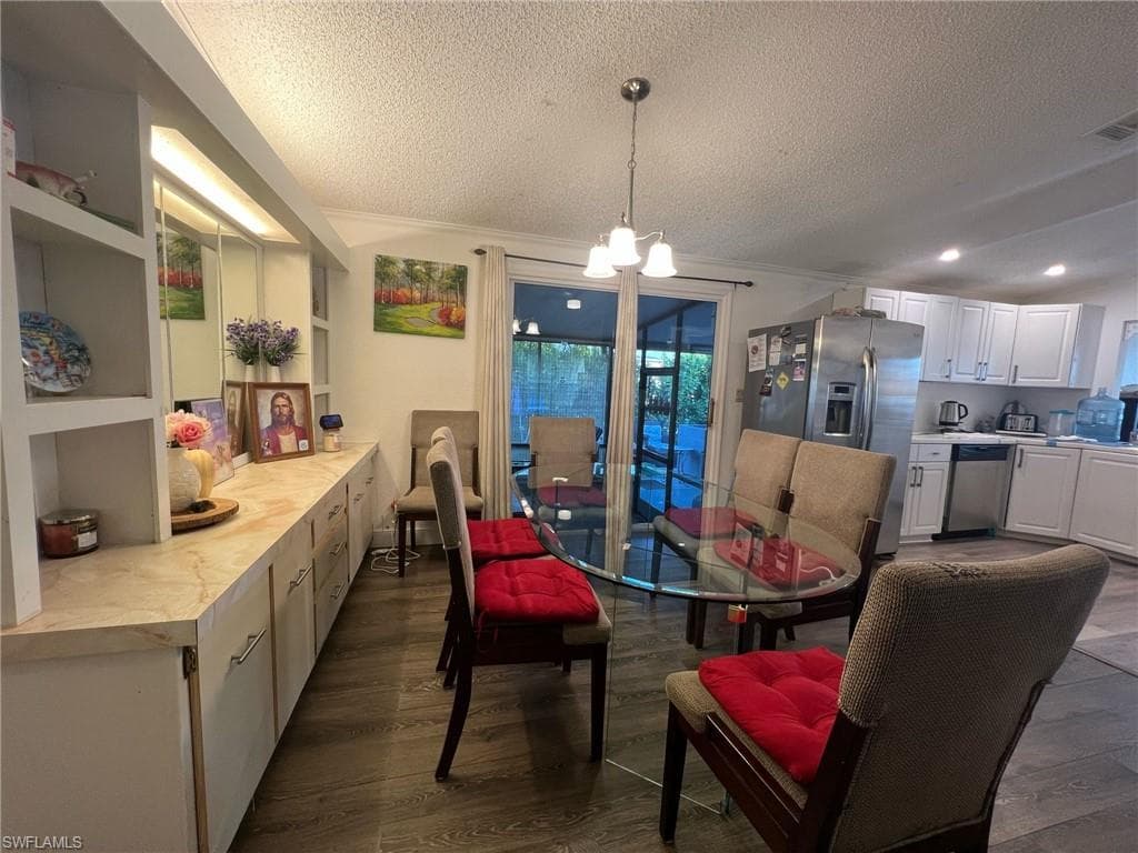 16 Derhenson DR-9
