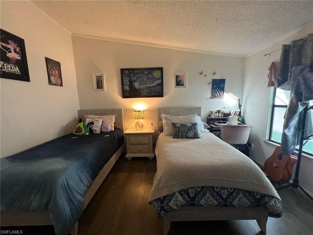 16 Derhenson DR-13